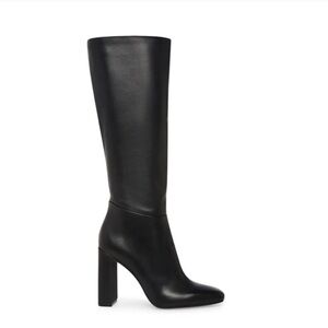 Steve Madden “Ally” Black Leather Wide Calf Ankle Boot – Size 9.5W